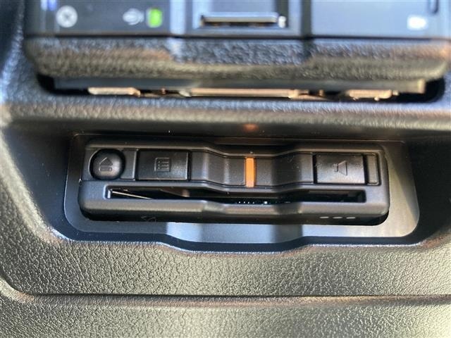 Mazda MAZDA3 2023 8418052-12
