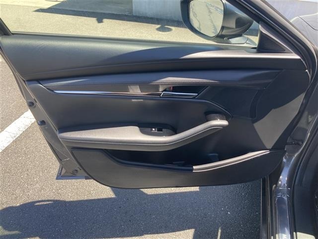 Mazda MAZDA3 2023 8418052-15
