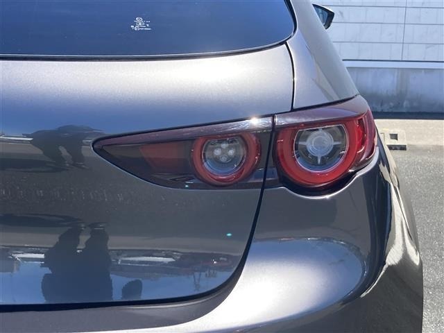 Mazda MAZDA3 2023 8418052-19