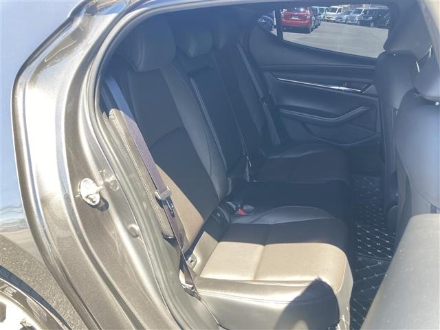 Mazda MAZDA3 2023 8418052-28