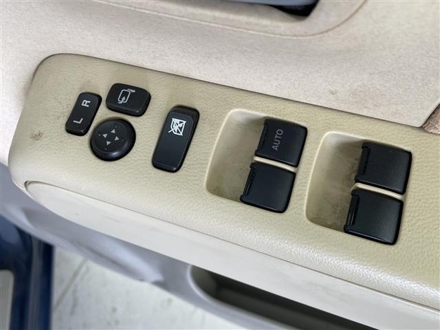 Nissan MOCO 2009 8414217-3