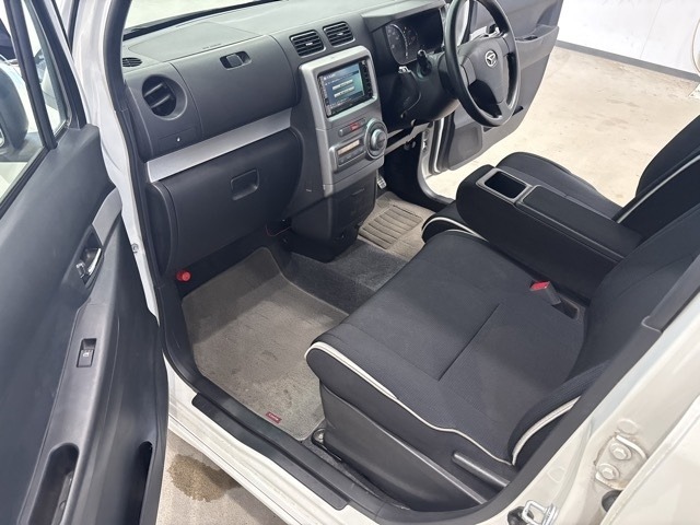 Daihatsu MOVE CONTE 2011 8382028-9