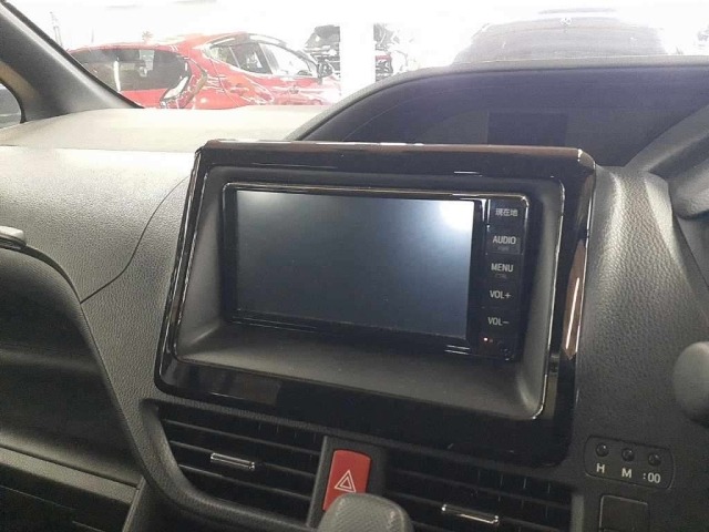 Toyota NOAH 2019 8421199-12