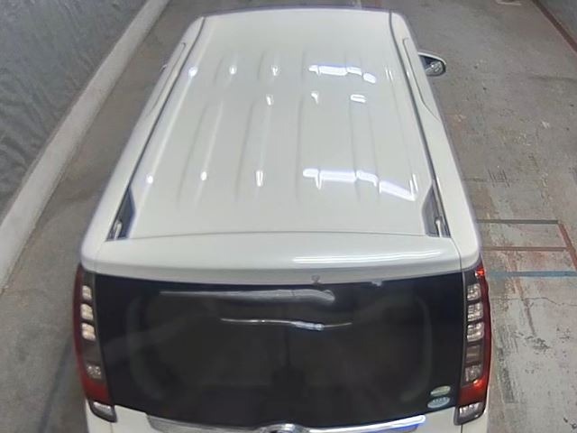 Toyota NOAH 2016 8421202-6