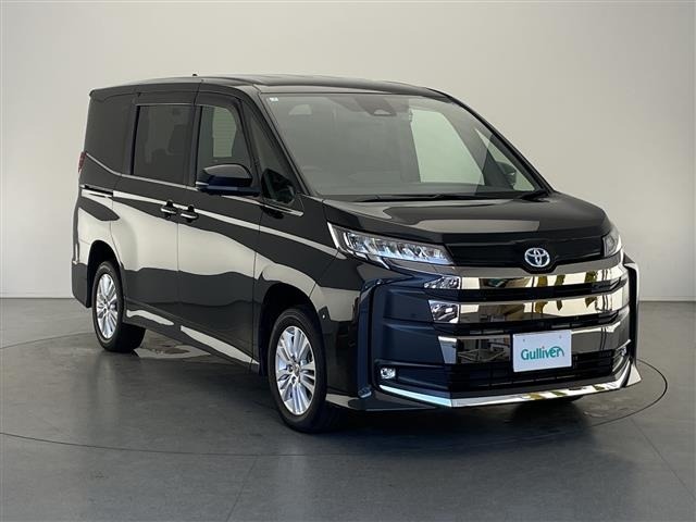 Toyota NOAH 2023 8421364-0