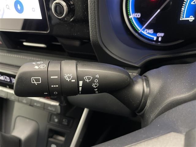 Toyota NOAH 2023 8421364-10
