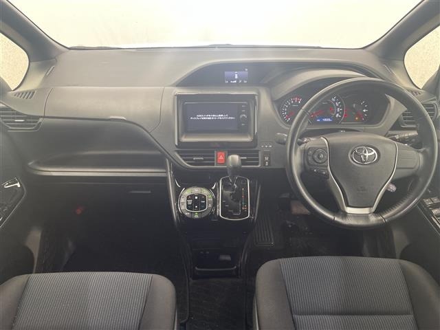 Toyota NOAH 2017 8421365-14