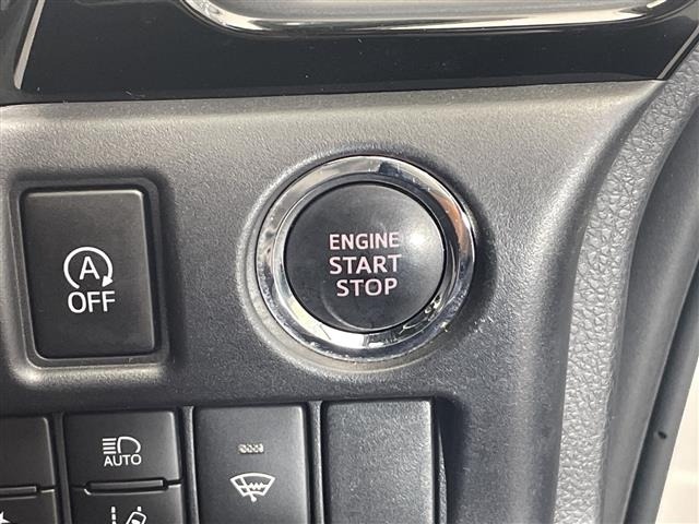 Toyota NOAH 2017 8421365-21