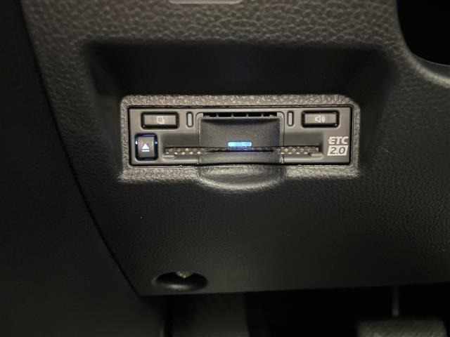 Toyota NOAH 2023 8421368-18