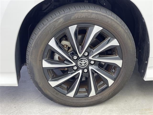 Toyota NOAH 2023 8421368-4