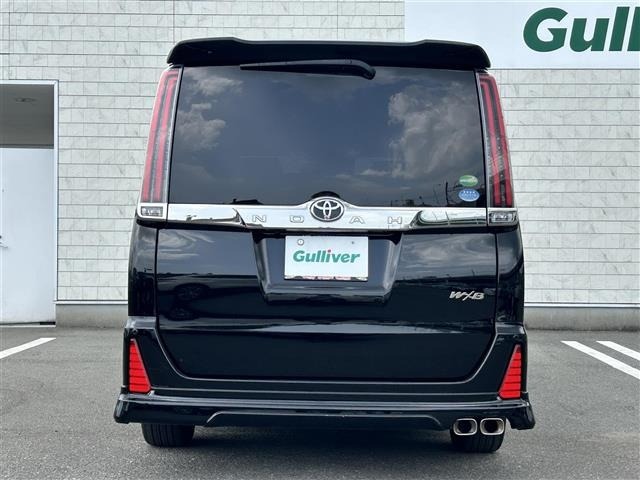 Toyota NOAH 2018 8421369-2