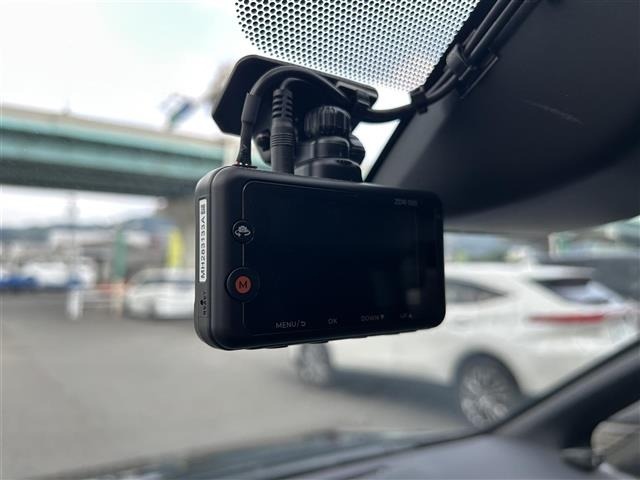 Toyota NOAH 2018 8421369-20