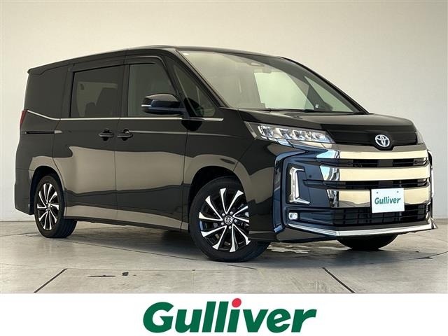 Toyota NOAH 2023 8421371-0