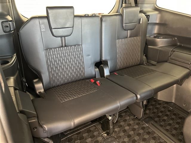 Toyota NOAH 2023 8421371-12