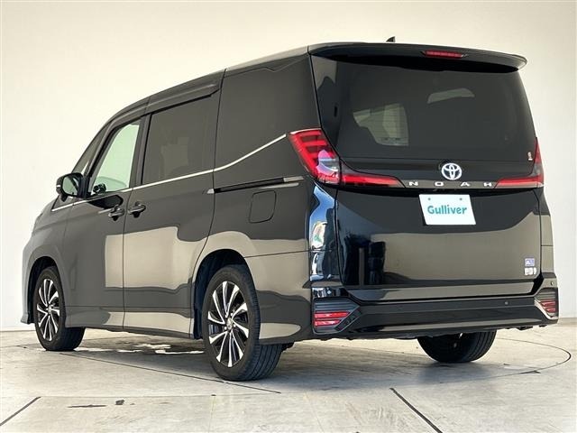 Toyota NOAH 2023 8421371-6