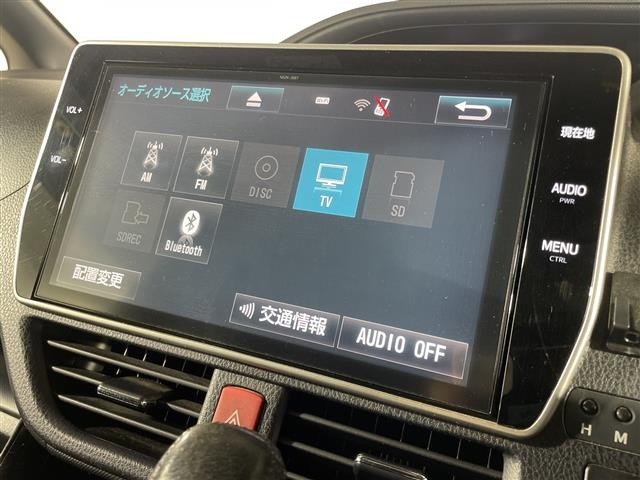 Toyota NOAH 2017 8421385-18