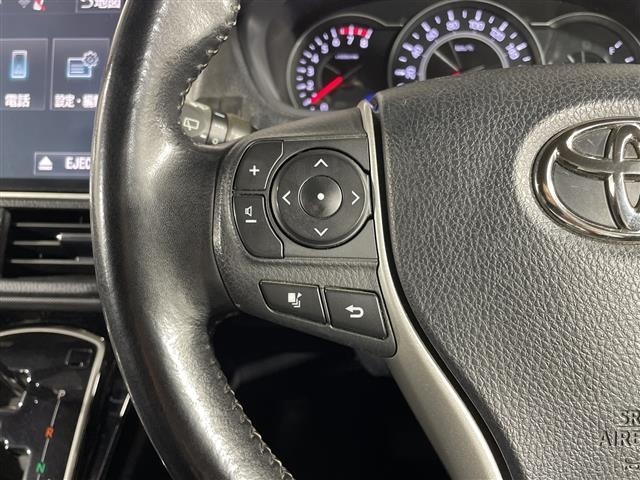 Toyota NOAH 2017 8421385-2