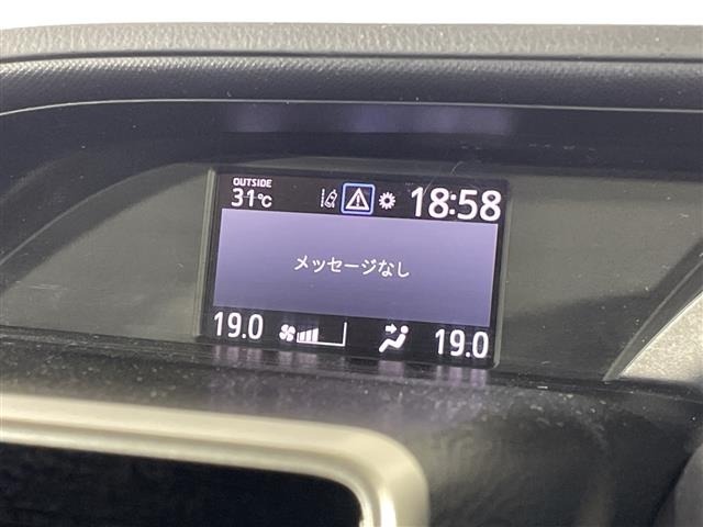 Toyota NOAH 2017 8421385-20