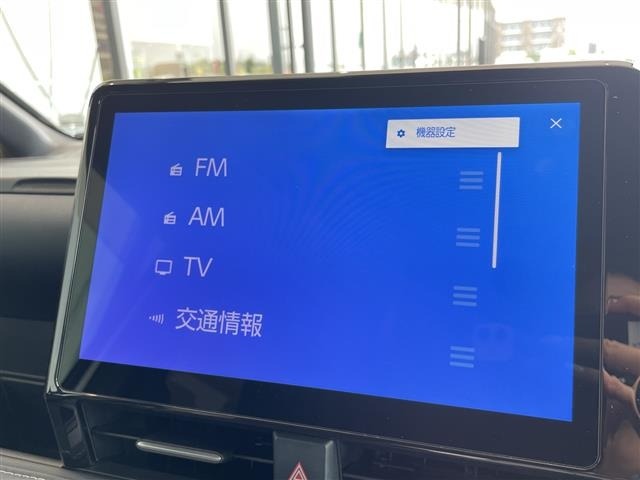 Toyota NOAH 2023 8421417-18