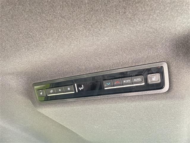 Toyota NOAH 2023 8421417-4