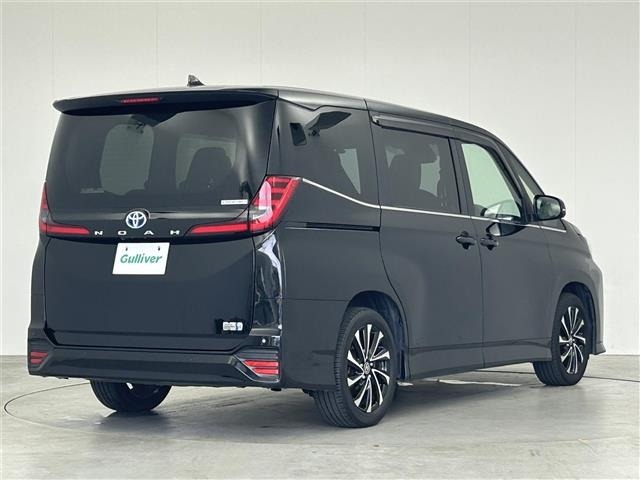 Toyota NOAH 2023 8421425-15