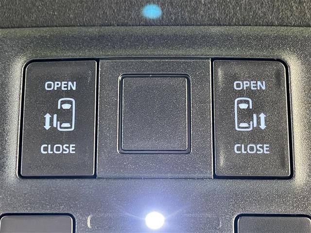 Toyota NOAH 2023 8421425-3