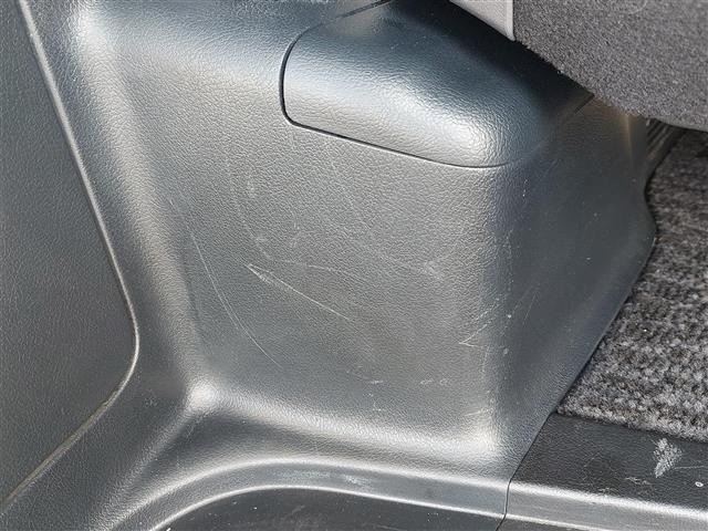 Toyota NOAH 2011 8421428-10