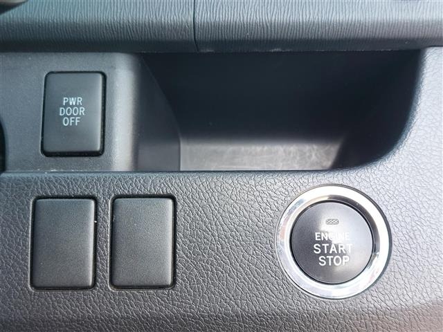Toyota NOAH 2011 8421428-19