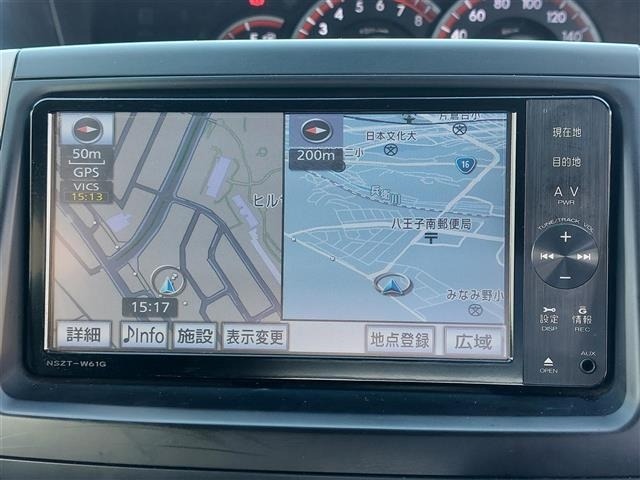 Toyota NOAH 2011 8421428-30