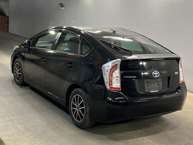 Toyota PRIUS 2013 8419881-1