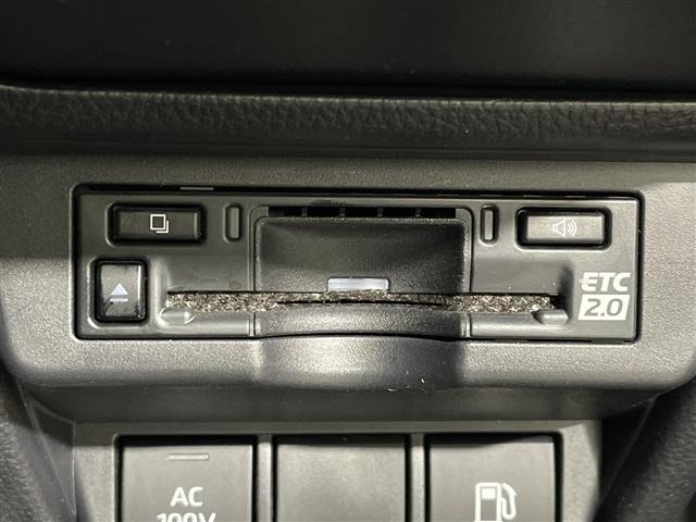Toyota PRIUS 2023 8420238-21