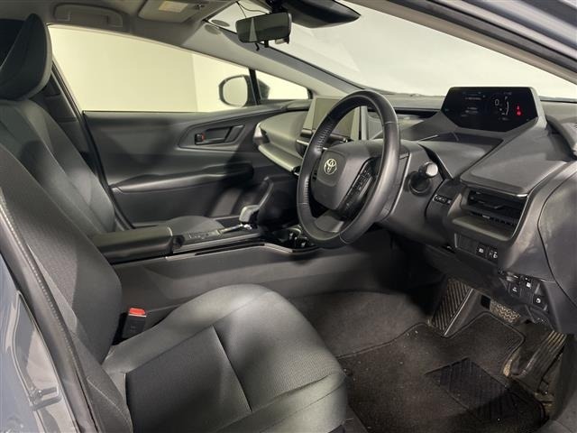 Toyota PRIUS 2023 8420238-4