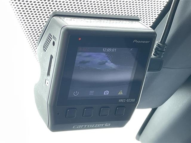 Toyota PRIUS 2019 8421087-20