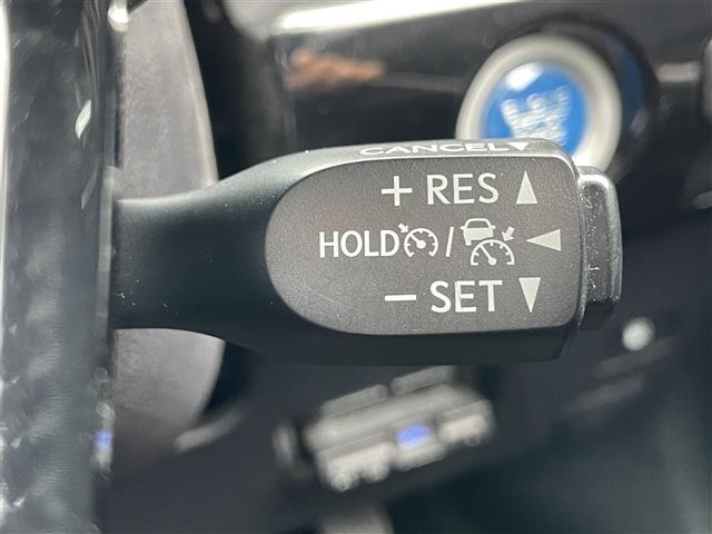 Toyota PRIUS 2019 8421087-7