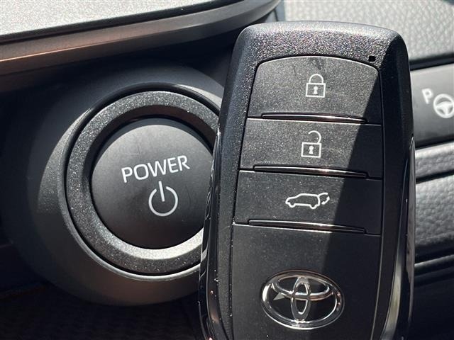 Toyota PRIUS 2026 8421166-8