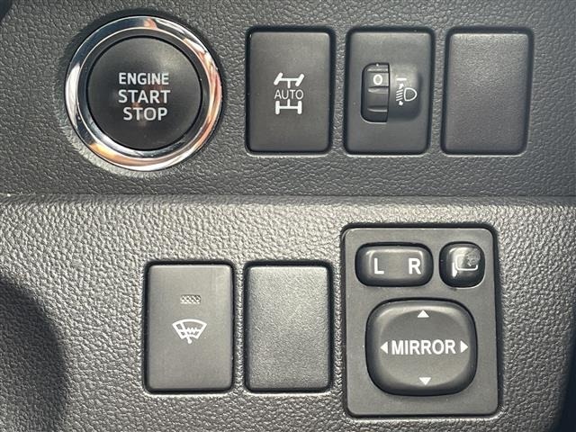 Toyota RACTIS 2011 8408584-1
