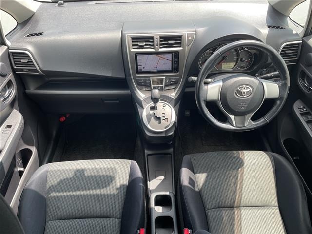 Toyota RACTIS 2011 8408584-15