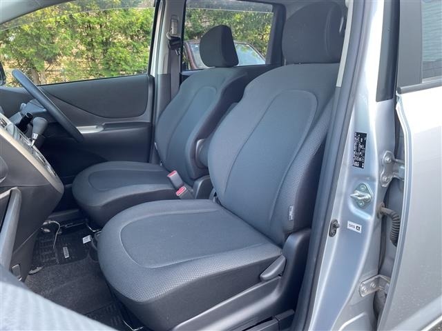 Toyota RACTIS 2009 8408585-10