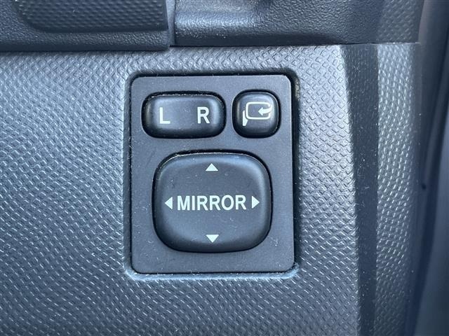Toyota RACTIS 2009 8408585-6