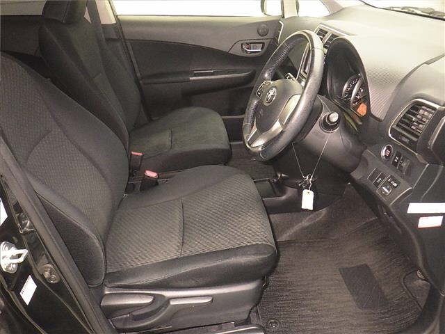 Toyota RACTIS 2013 8408662-5