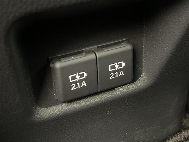 Toyota RAV4 2022 8406068-11