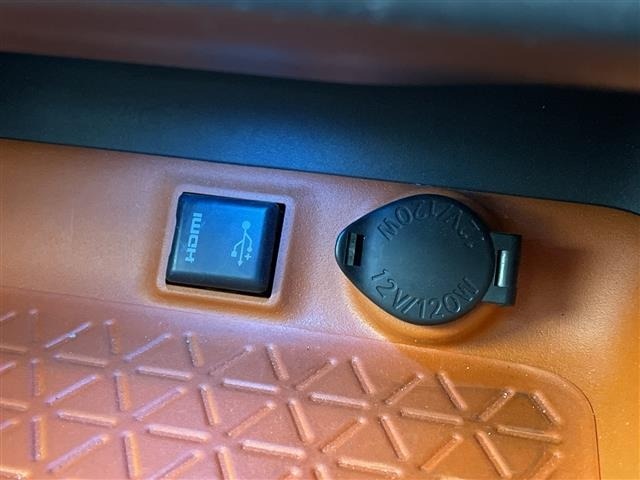Toyota RAV4 2022 8406068-12