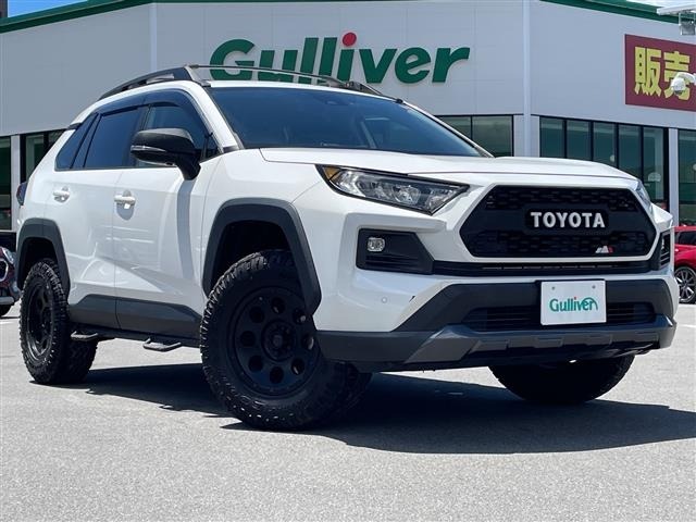 Toyota RAV4 2022 8407381-0