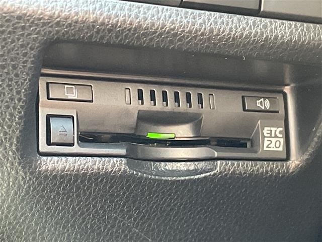 Toyota RAV4 2022 8407381-1