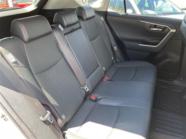 Toyota RAV4 2022 8407381-11