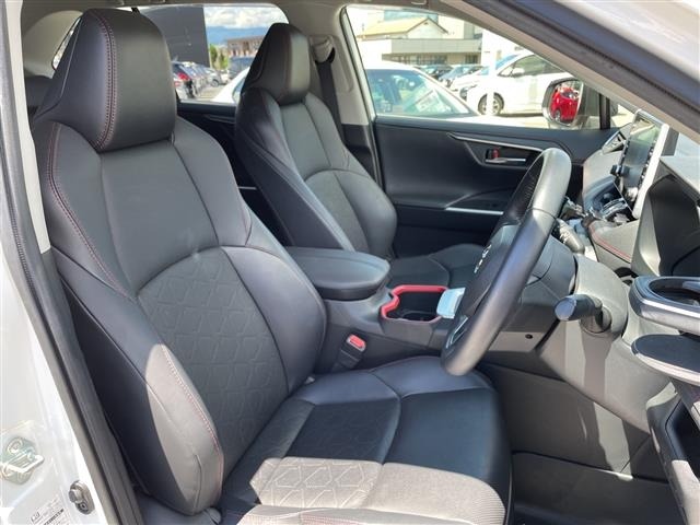 Toyota RAV4 2022 8407381-9
