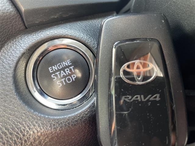 Toyota RAV4 2022 8407572-11