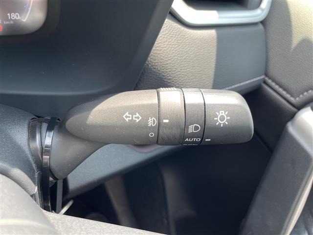 Toyota RAV4 2022 8407572-19