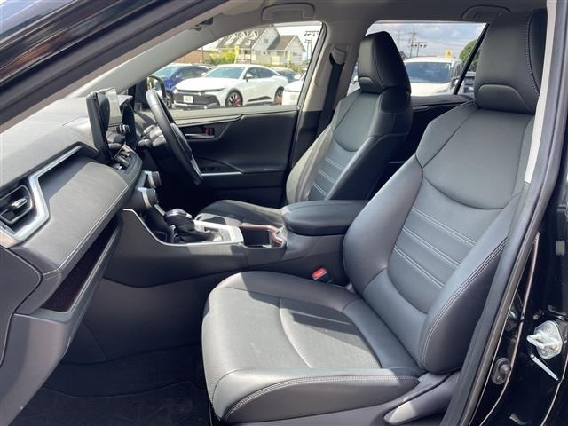 Toyota RAV4 2022 8407572-4