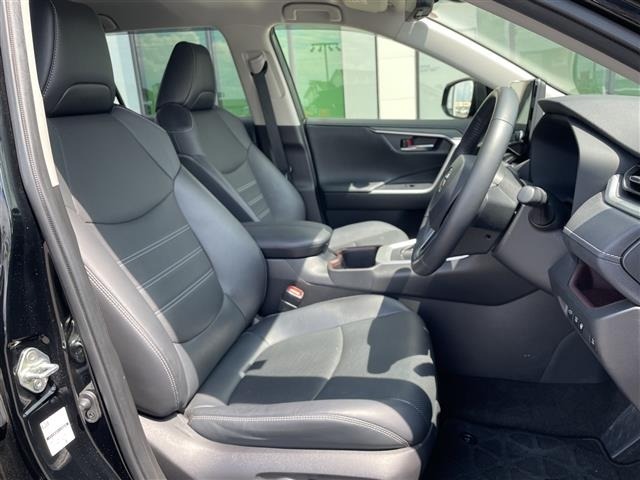 Toyota RAV4 2022 8407572-6